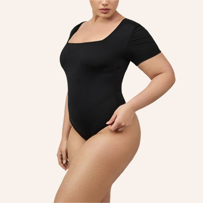 בגד גוף מחטב ריבוע - צבע שחור