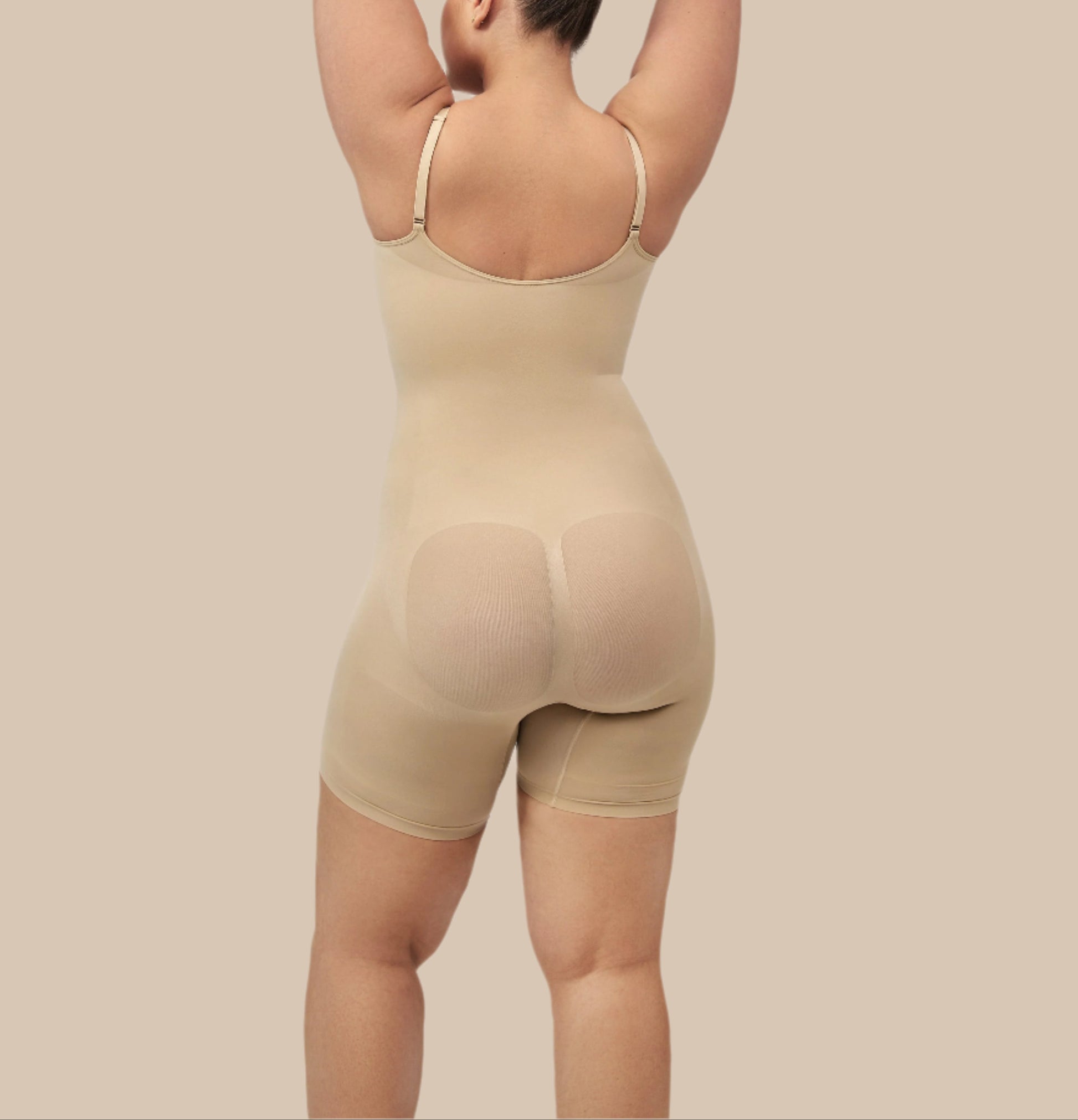 חליפת גוף מחטבת כולל חזה